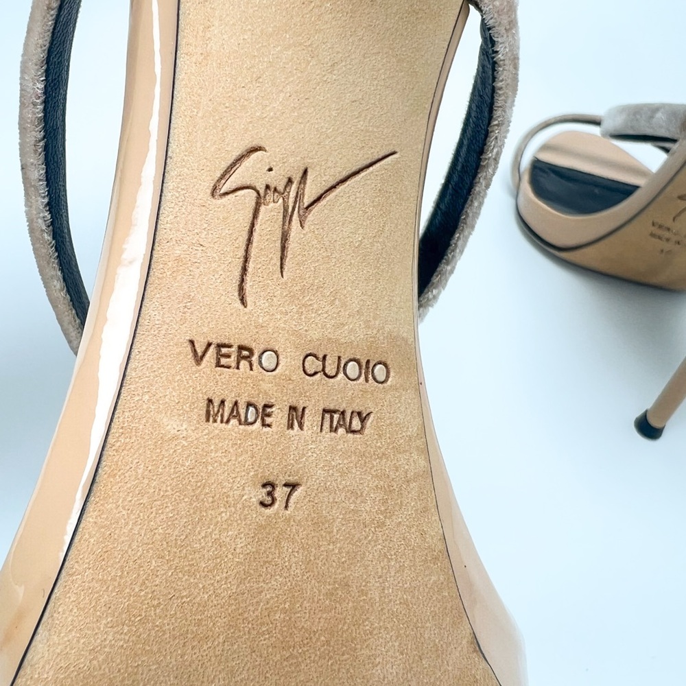 Giuseppe Zanotti Harmony Velvet 120mm Sandals - Picture 5 of 8